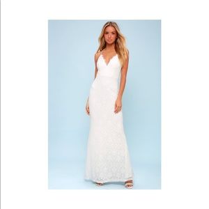 Lulu’s Alice White Lace Backless Maxi Dress